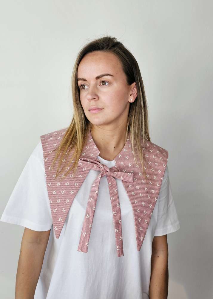 Stilinga išskirtinė ir vienetinė apykaklė