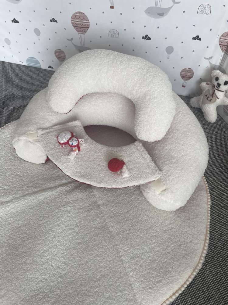 SĖDINUKAS su apvaliu kilimėliu ,,Teddy žaismingasis,,