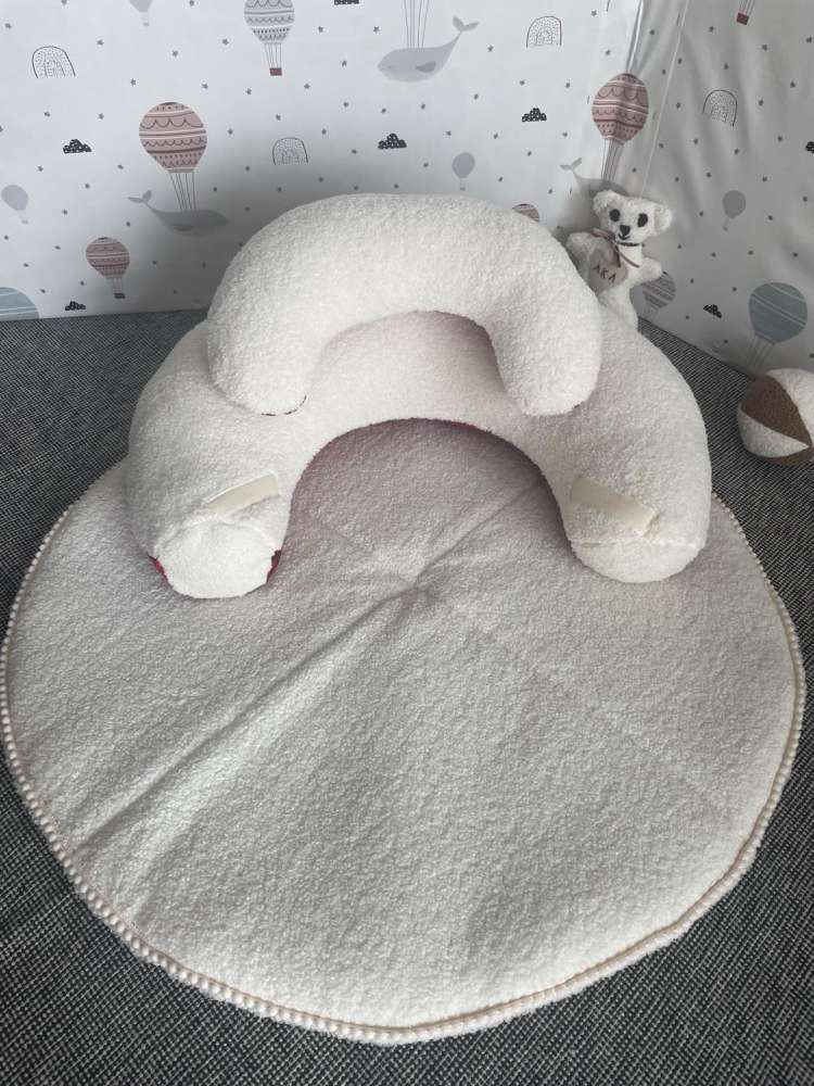 SĖDINUKAS su apvaliu kilimėliu ,,Teddy žaismingasis,,