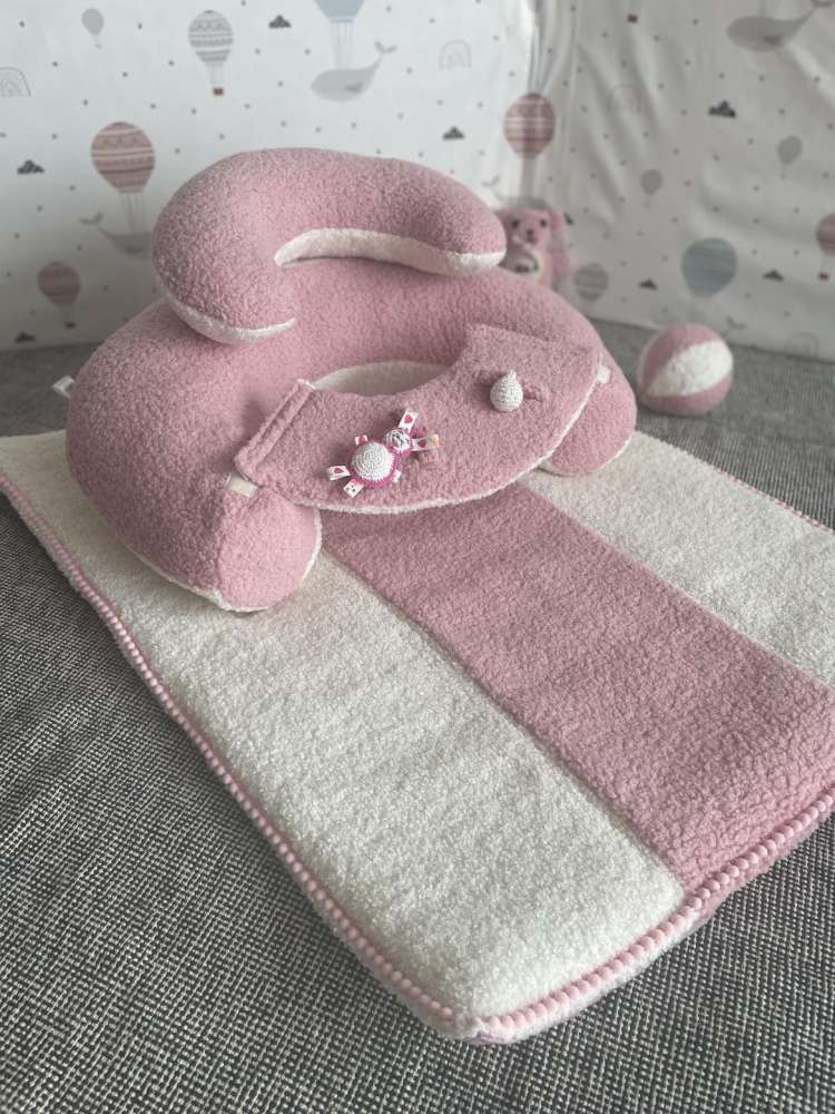 SĖDINUKAS su ilgu kilimėliu ,,Teddy ledinukas rožinis,,