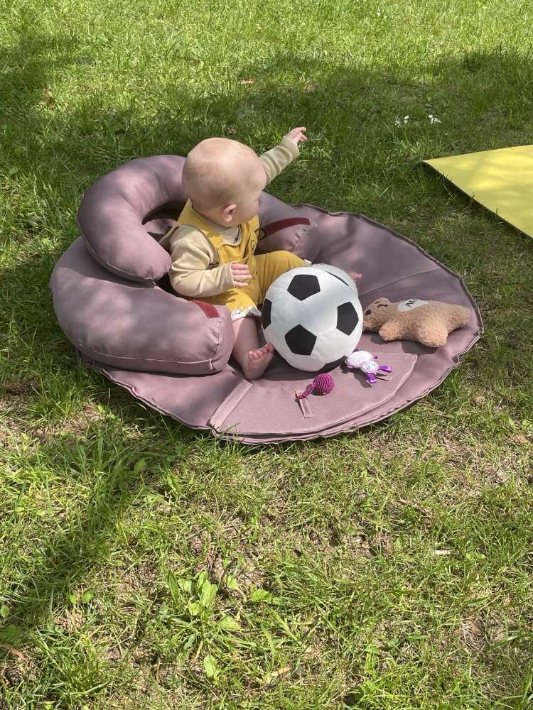 SĖDINUKAS Gamtoje su apvaliu kilimėliu ,,Saulėlydis,,