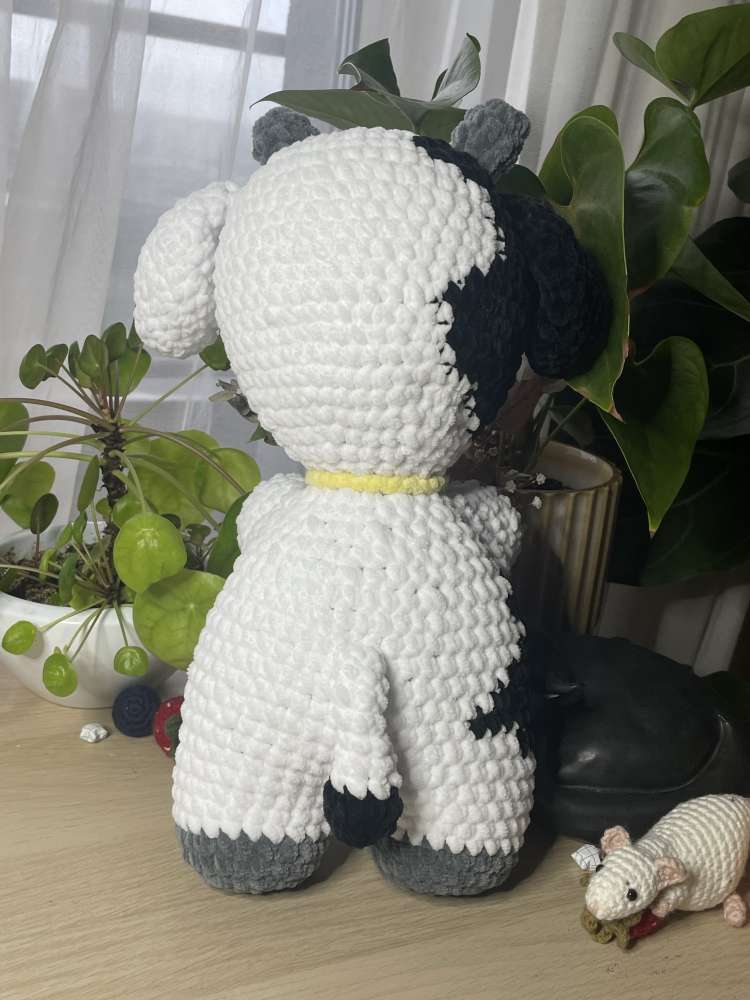 Crochet cow plushie / Nerta karvytė