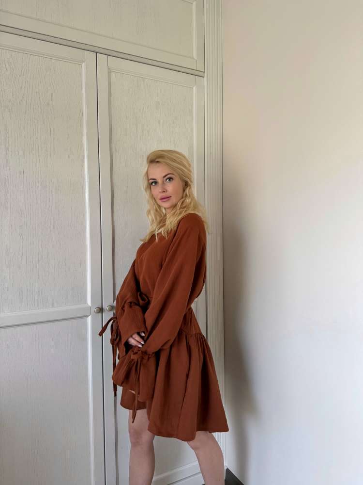 Suknelė Asel Ruda
