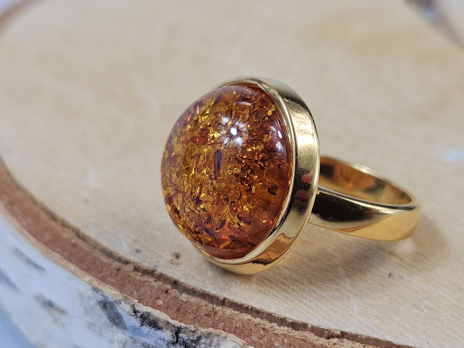 Gintarinis žiedas Amber ring didelis žiedas su gintaru ir auksu