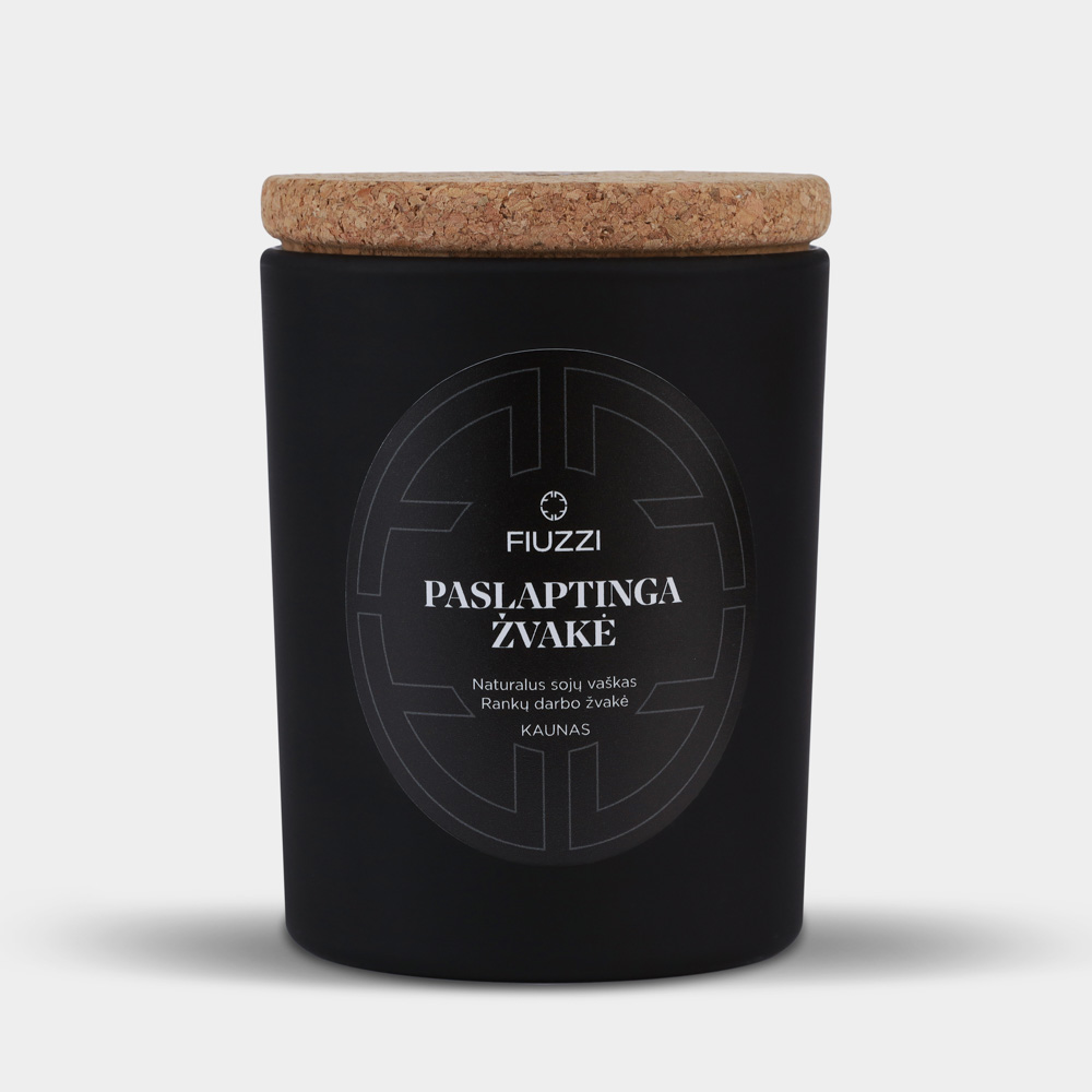 Paslaptinga kvepianti žvakė