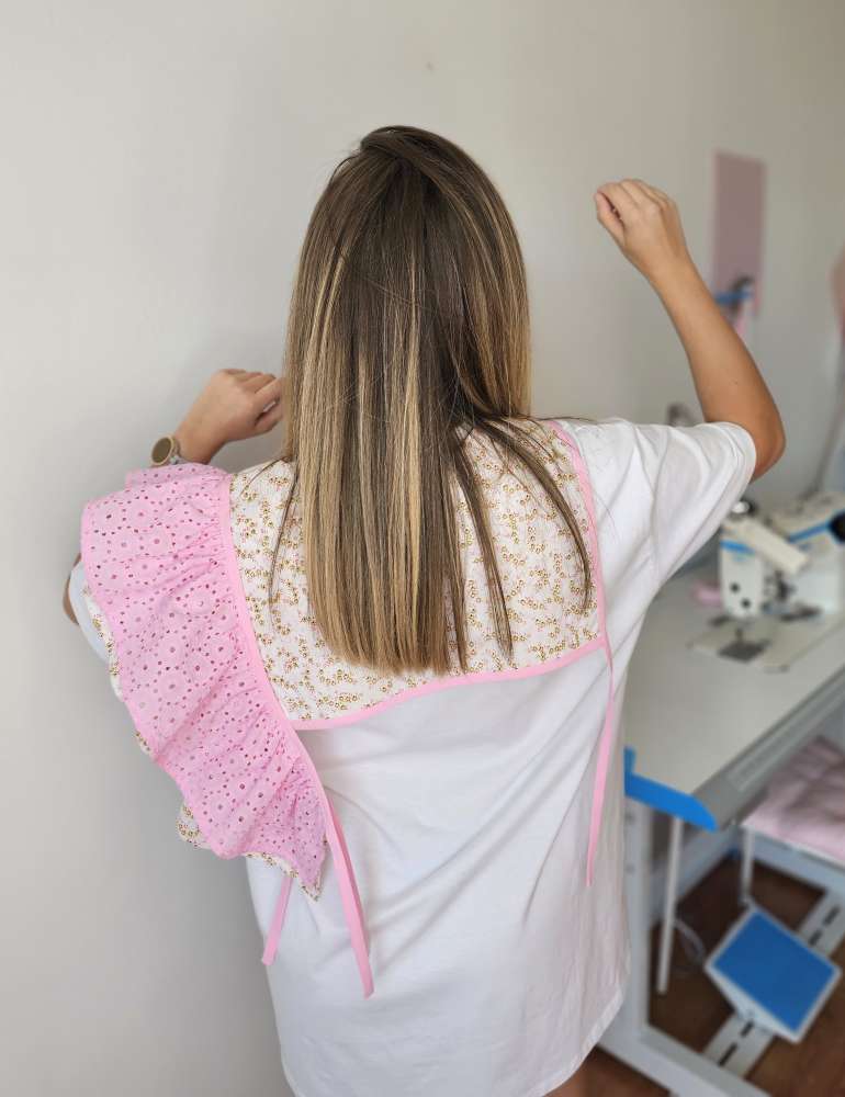 Stilinga išskirtinė ir vienetinė apykaklė