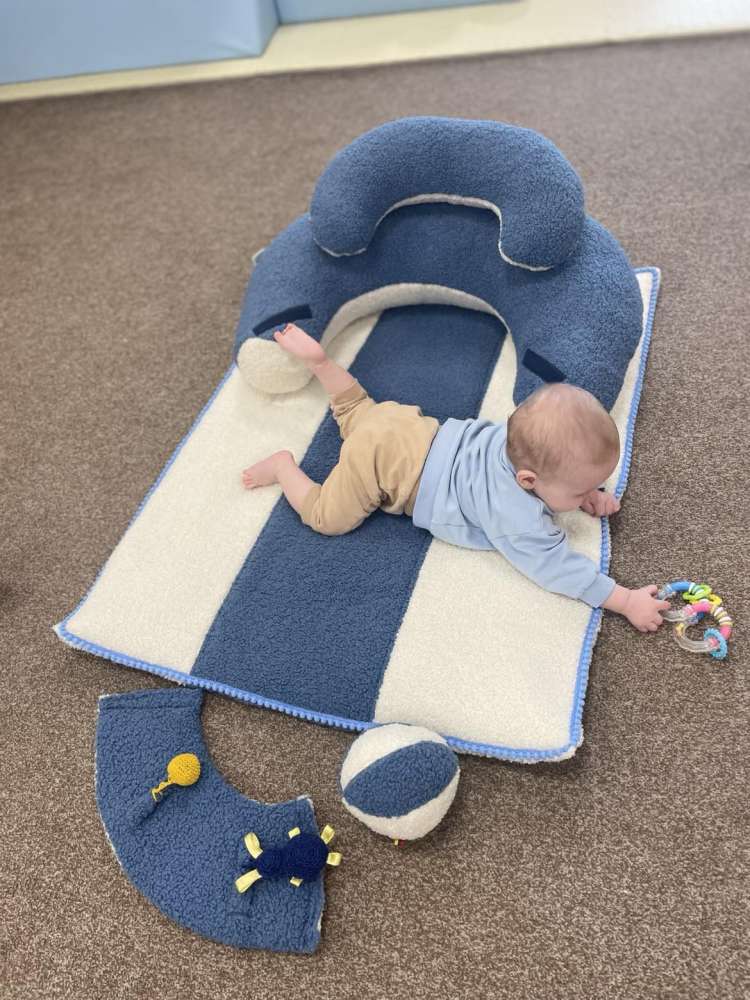 SĖDINUKAS su ilgu kilimėliu ,,Teddy vandenynas,,