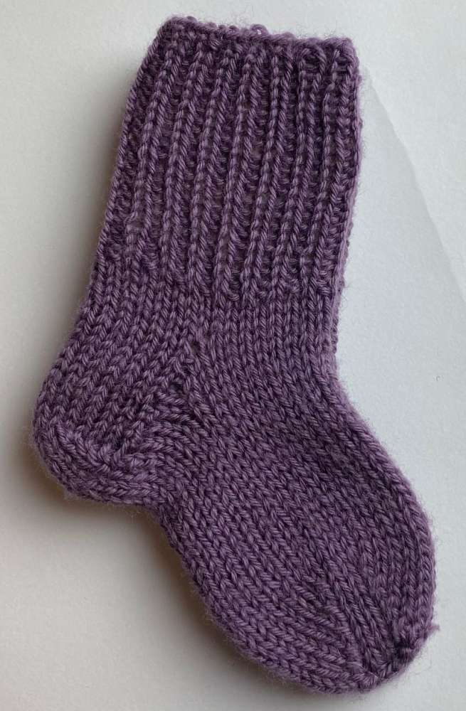 Pirmosios kūdikio kojinaitės (9 cm)