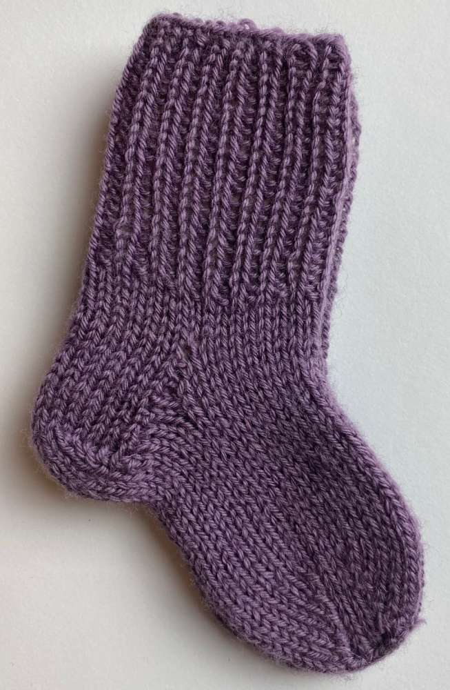 Pirmosios kūdikio kojinaitės (9 cm)