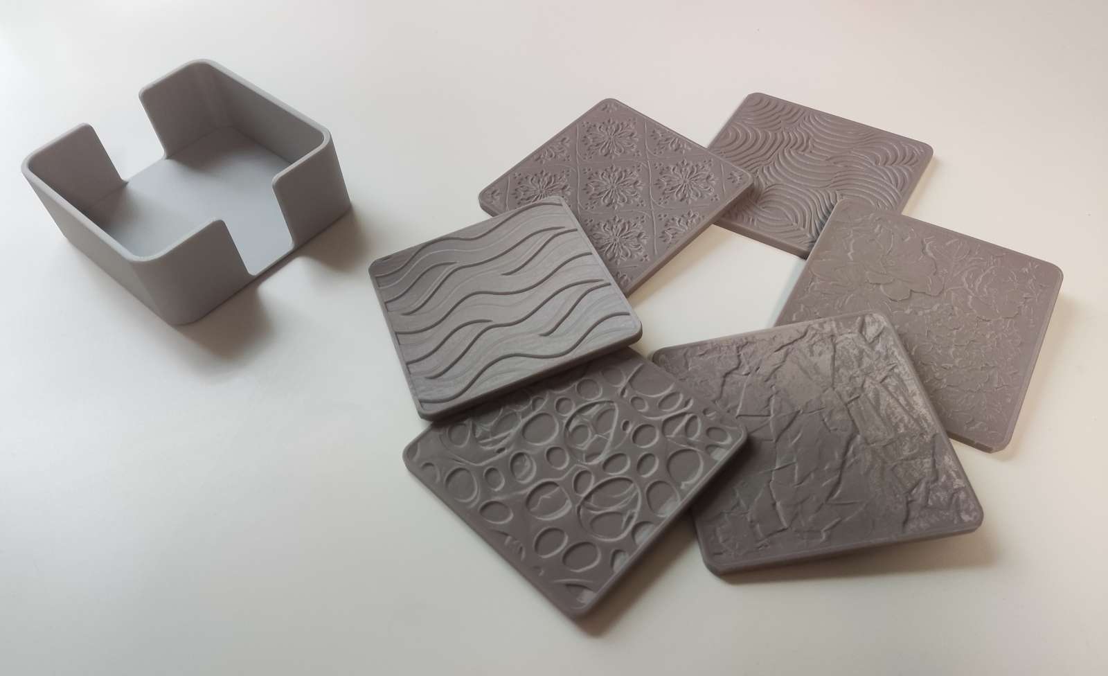 3D spausdintų padėkliukų rinkinys – 6 vnt. su dėžute
