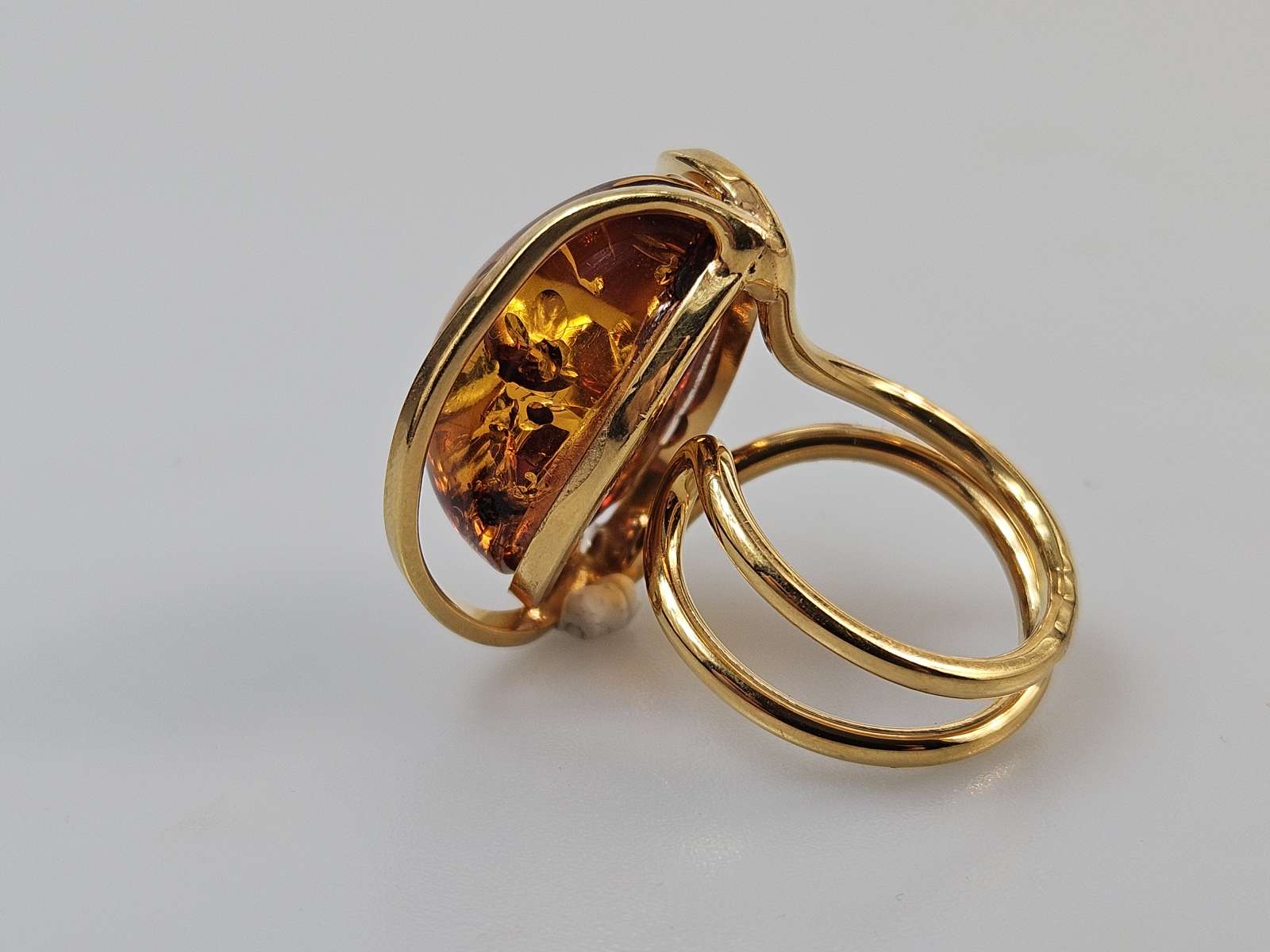 Gintarinis žiedas Amber ring didelis žiedas su gintaru ir auksu