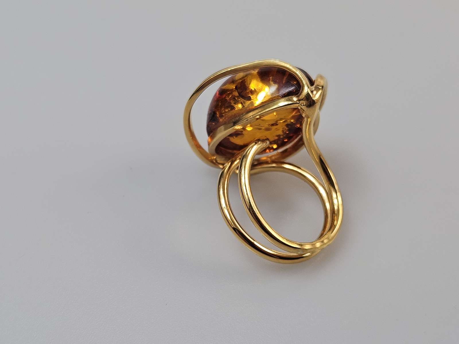 Gintarinis žiedas Amber ring didelis žiedas su gintaru ir auksu
