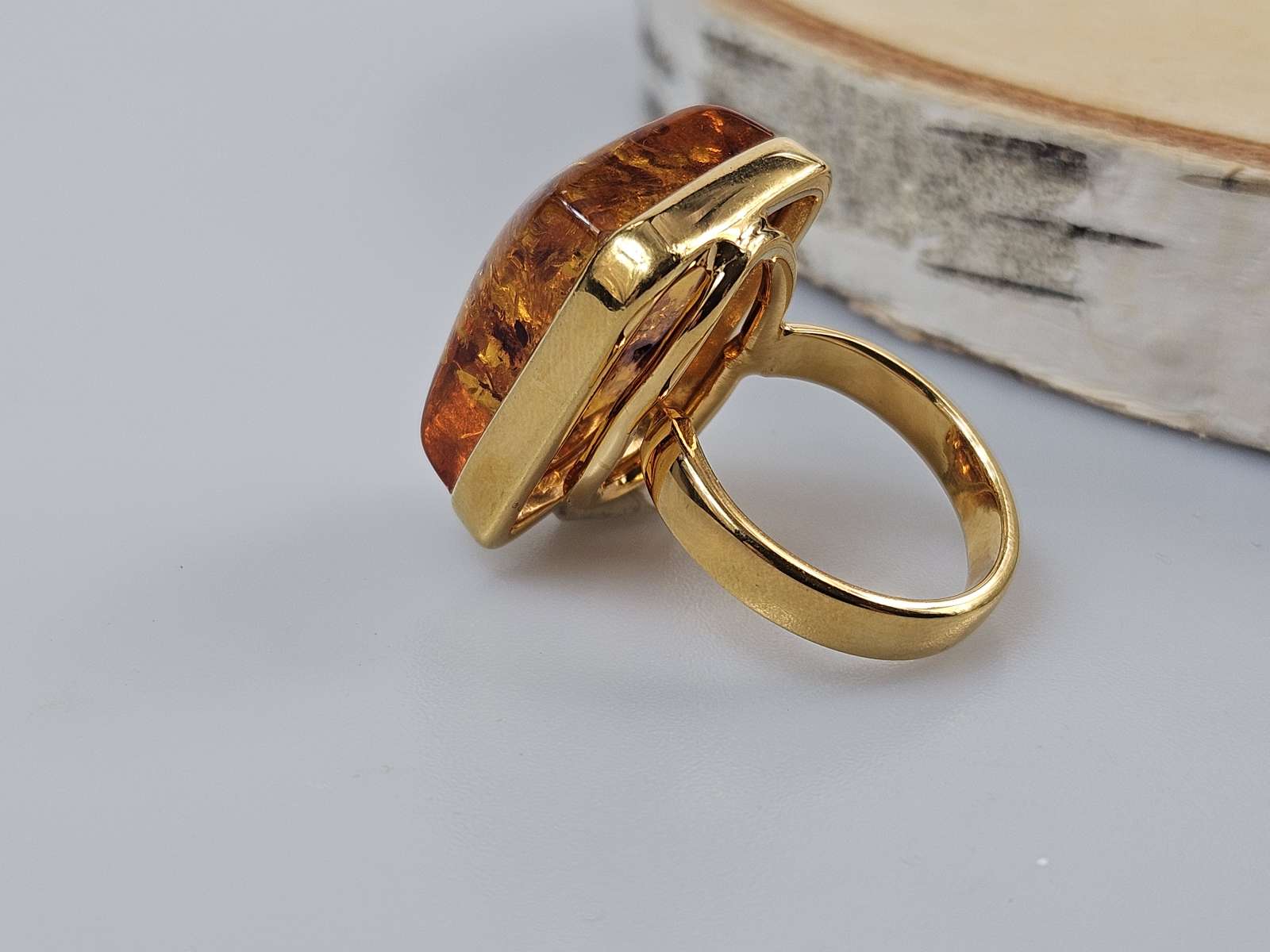 Gintarinis žiedas Amber ring didelis žiedas su gintaru ir auksu