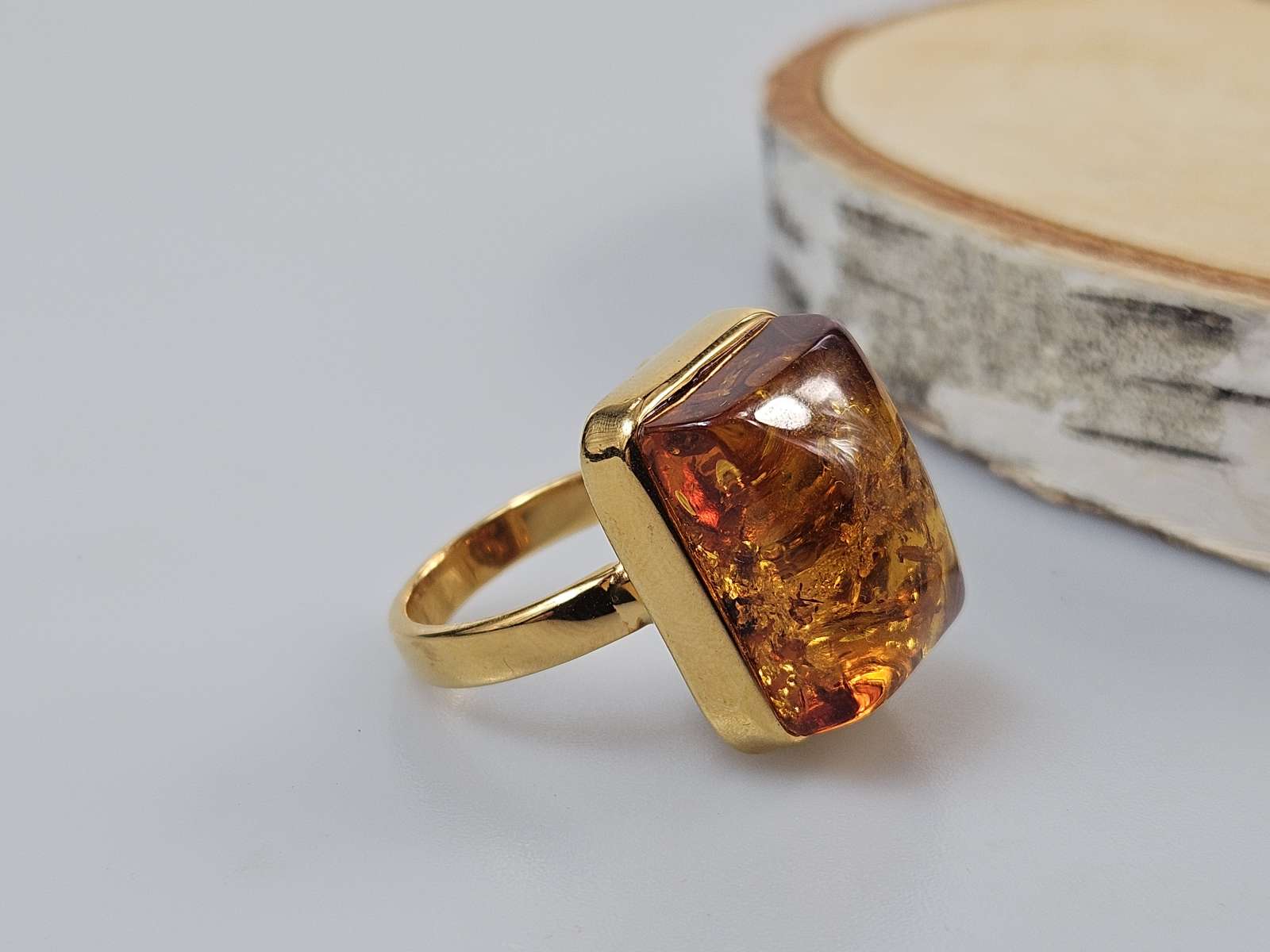 Gintarinis žiedas Amber ring didelis žiedas su gintaru ir auksu