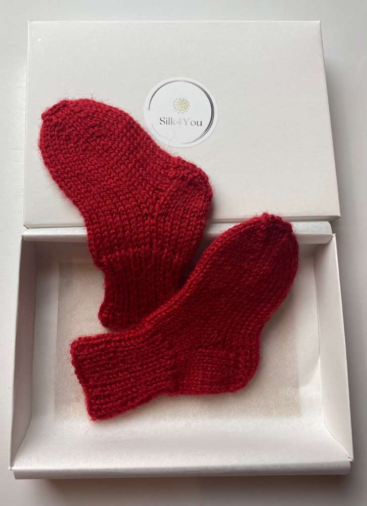 Pirmosios kūdikio kojinaitės (10 cm)
