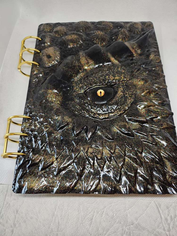 A5 rankų darbo užrašinė „Drakono žvilgsnis“ 🐉✨
