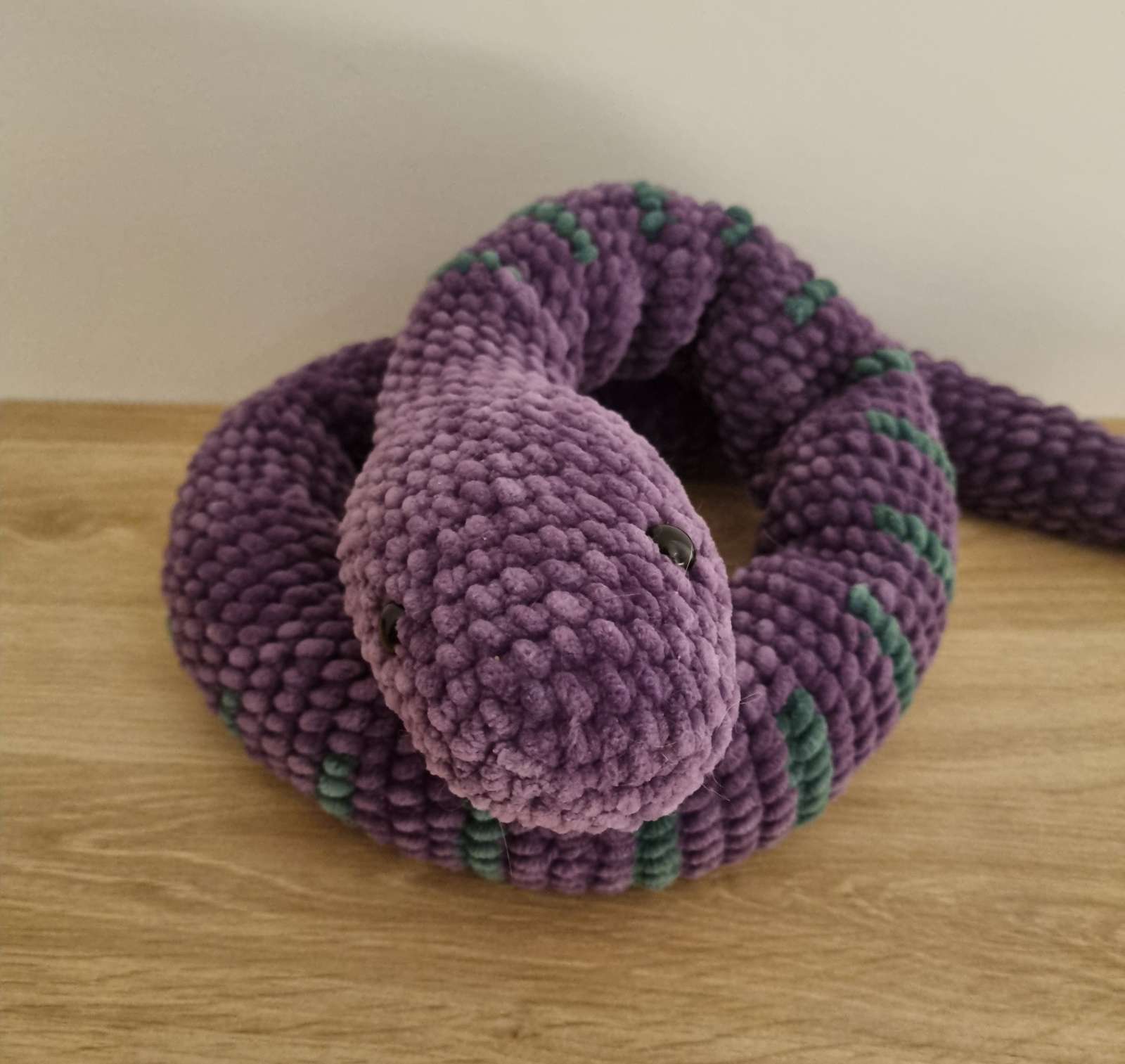 Rankų darbo nerta gyvatė Rankų darbo nerta gyvatė