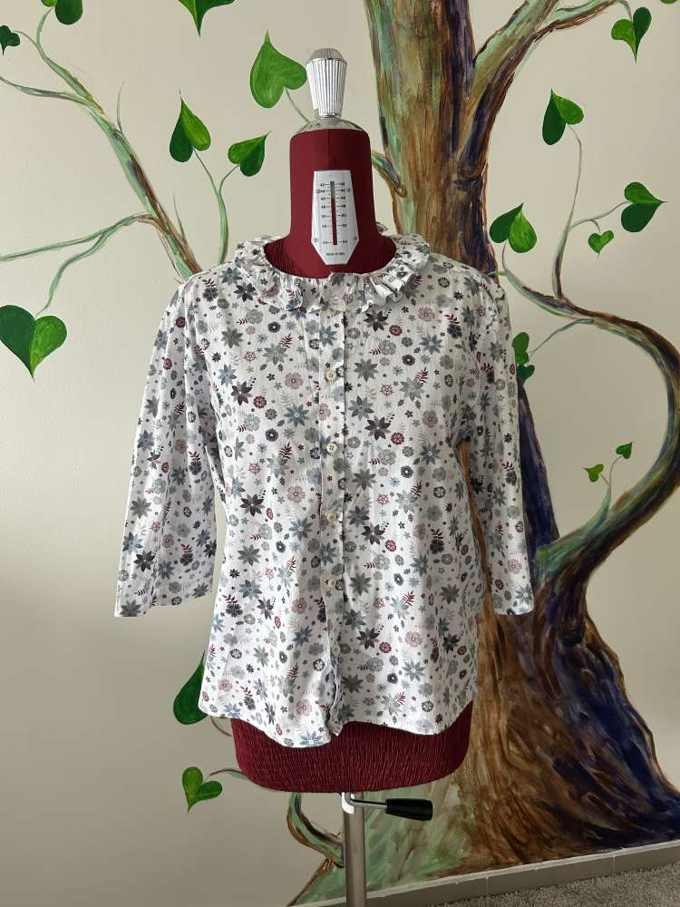 Gėlytės perkurti marškiniai Gėlytės perkurti marškiniai
