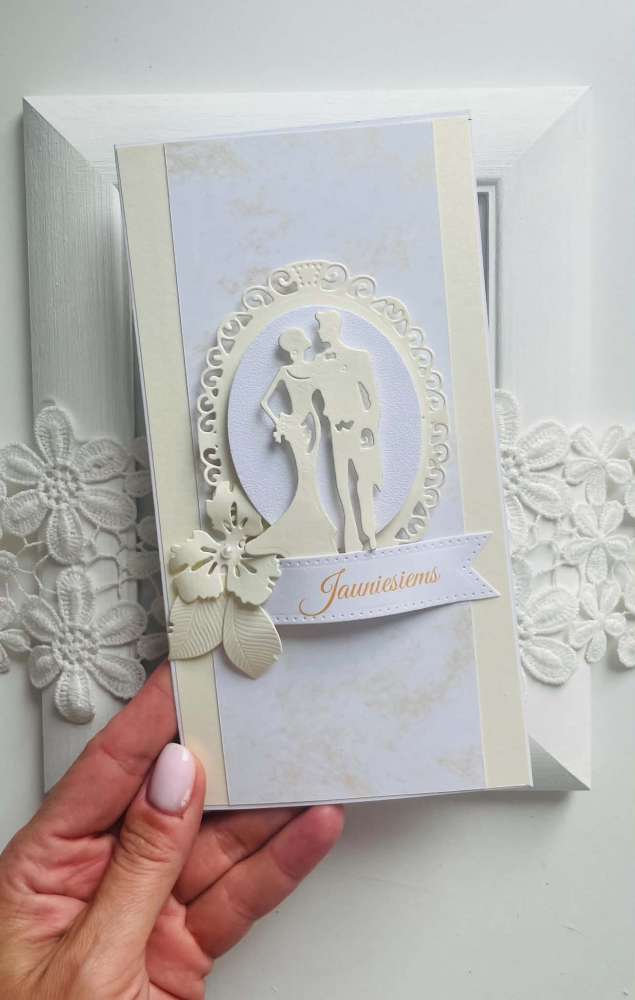 Atvirukas jaunuosius sveikinti vestuvių proga Atvirukas jaunuosius sveikinti vestuvių proga